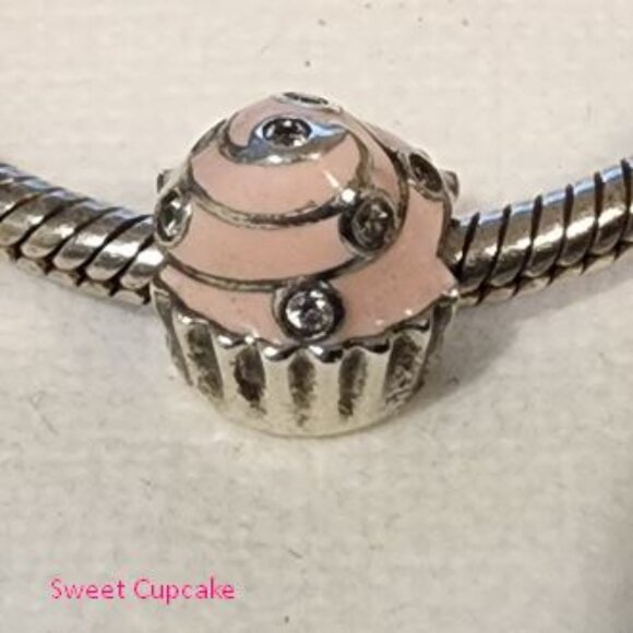 Pandora Bracelet & Charms - slider bracelet, cupcake, heart, glass, puzzle - Picture 3 of 7